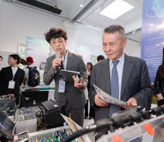 北科大攜手明緯推永續科技展 「智慧醫療照護能量站」奪金獎 – 生活 – 自由時報電子報