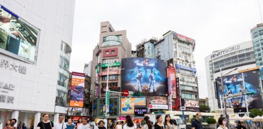 乾杯豪砸 1.7 億插旗西門町!不動產商仲東家揭密北市商圈大洗牌 | TechNews 科技新報