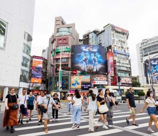 乾杯豪砸 1.7 億插旗西門町!不動產商仲東家揭密北市商圈大洗牌 | TechNews 科技新報
